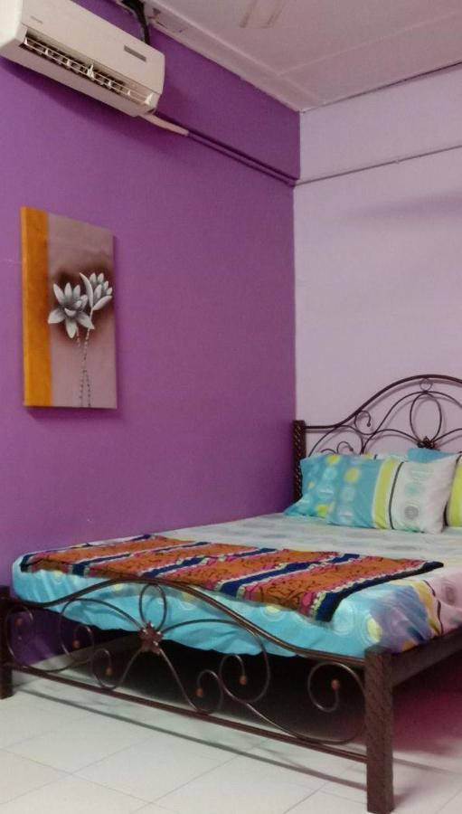 Bajet Homestay - Low Cost Houses 关丹 外观 照片
