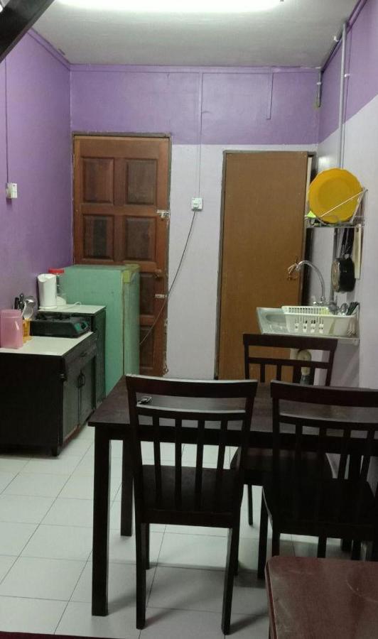 Bajet Homestay - Low Cost Houses 关丹 外观 照片